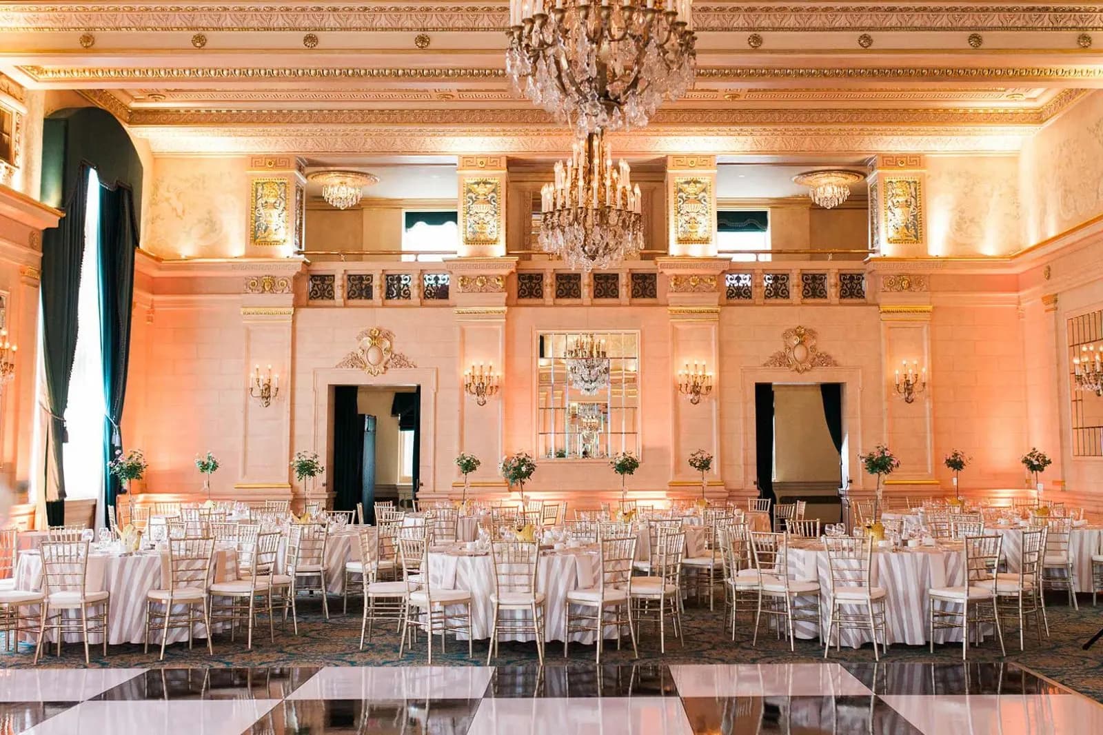 6 Stunning Wedding Venues Near Winnipeg for 2026